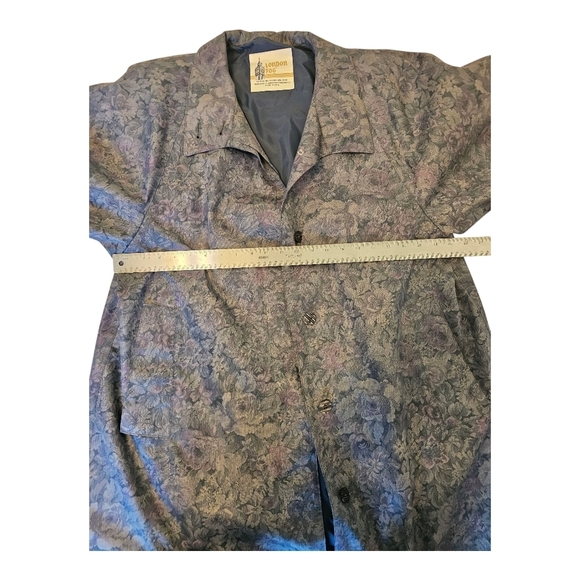 Vintage London Fog Womens Trench Coat Size 10P - Picture 9 of 14